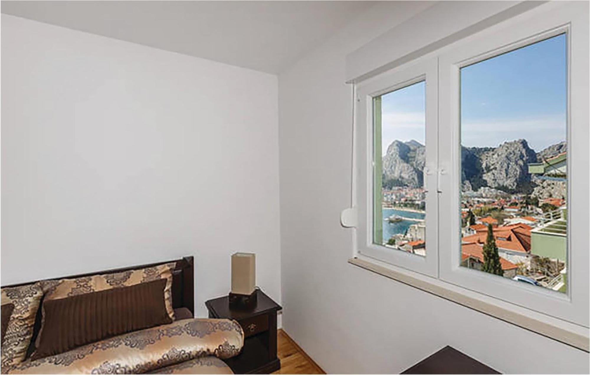 Nice Apartment In Omis With House Sea View Eksteriør bilde